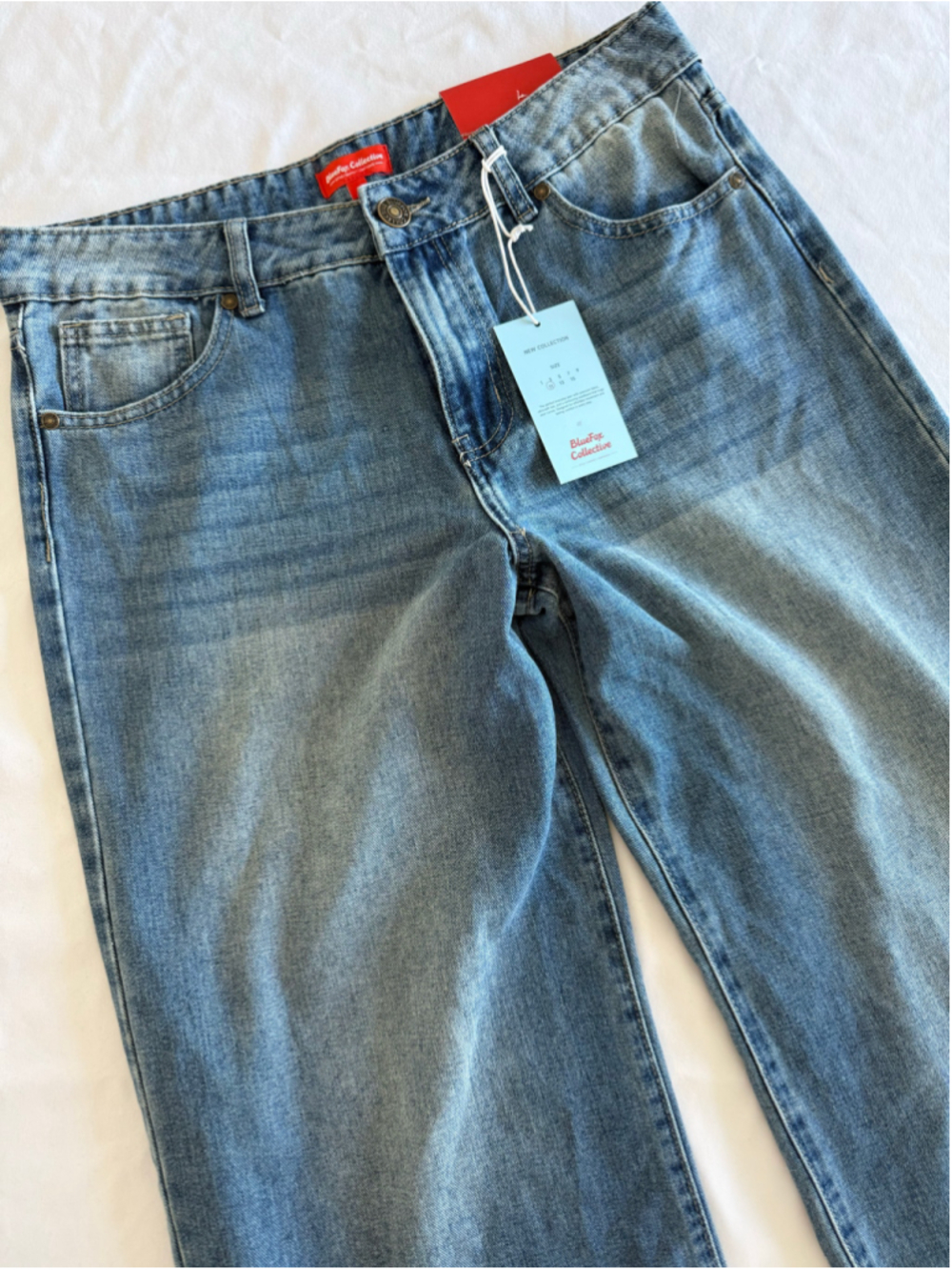 Women's BlueFox Collective Wide Leg Jeans Size 11 Blue White Bow Print - Picture 2 of 9